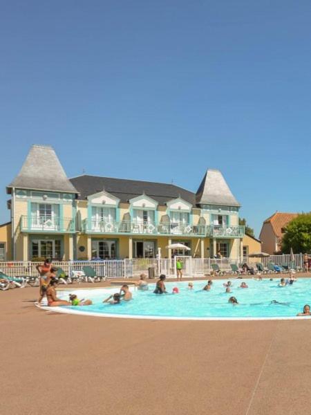Appartement Dans Residence - Port Bourgenay Talmont Saint Hilaire Vendee 2 Exterior photo